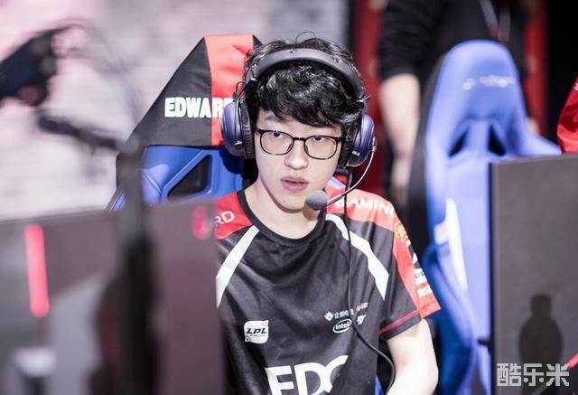 在评论区 在评论区